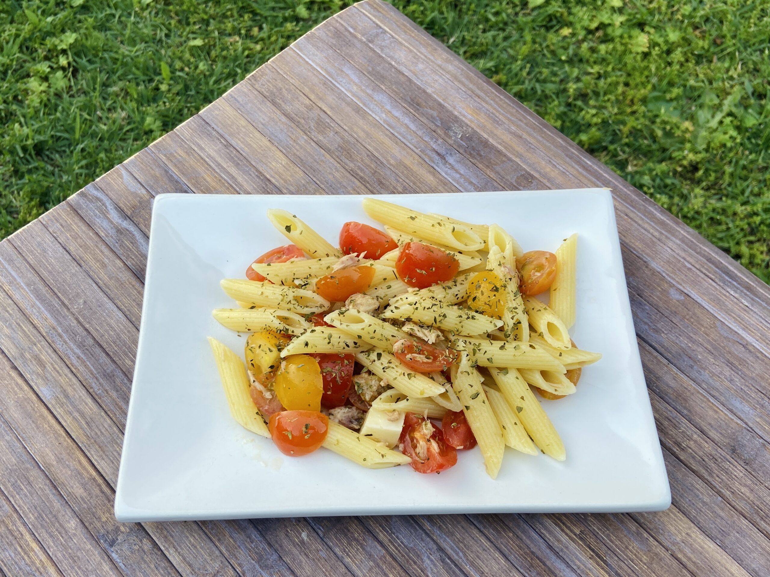 Penne with Tuna, Cherry Tomatoes, and Fontina