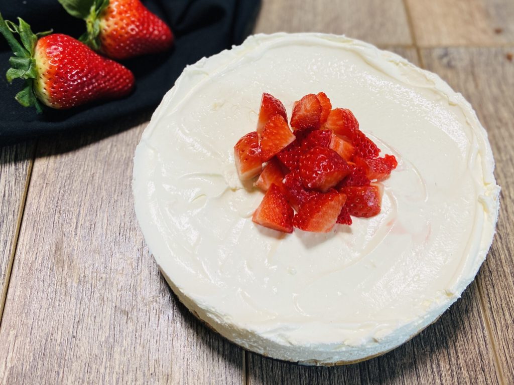 no-bake yogurt cake