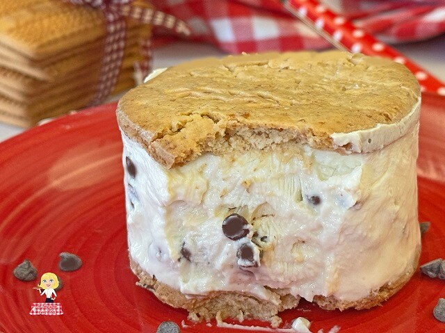 BREAKFAST WITH FIT GREEK YOGURT