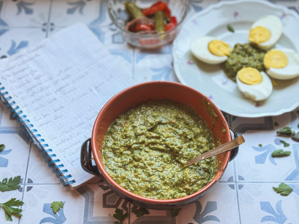 typical Tuscan green sauce