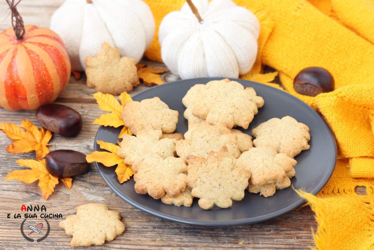 Leaf Cookies with Chestnut Flour