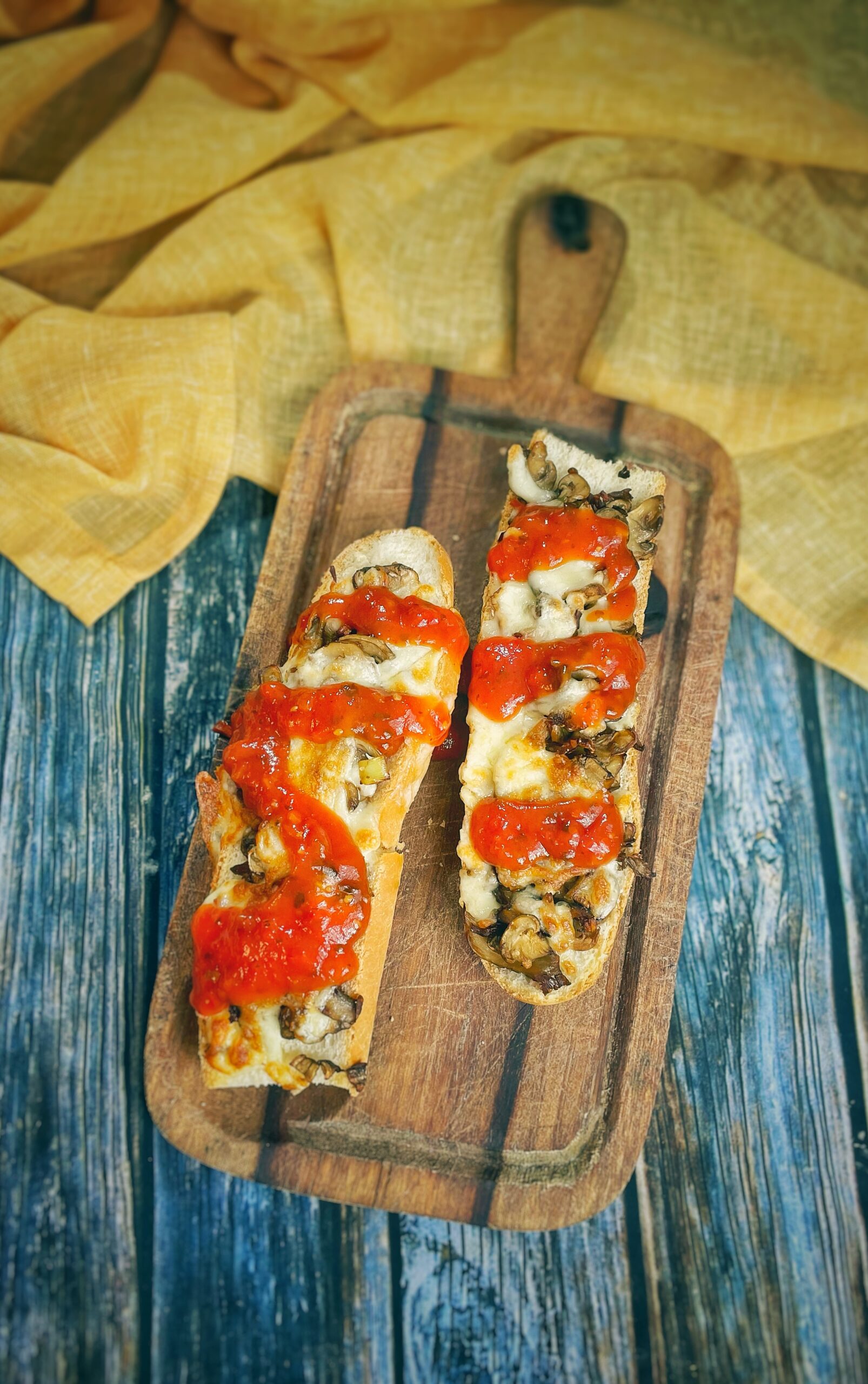 Zapiekanka, Polish street food