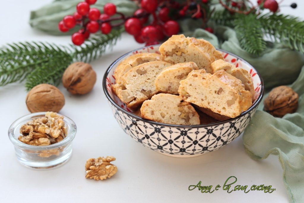 Simple Walnut Tozzetti Recipe with a Single Bake