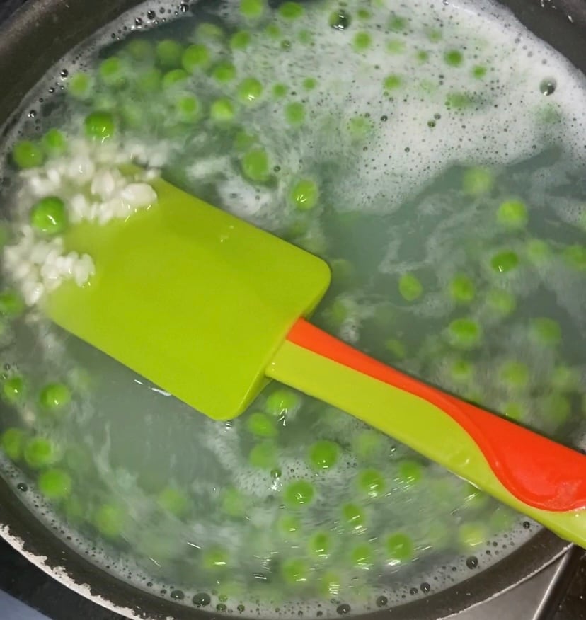 cooking rice and peas