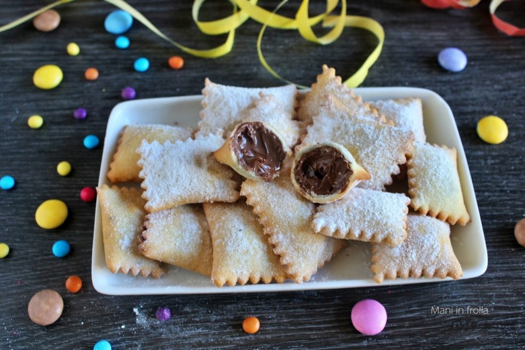 Nutella-Stuffed Bugie