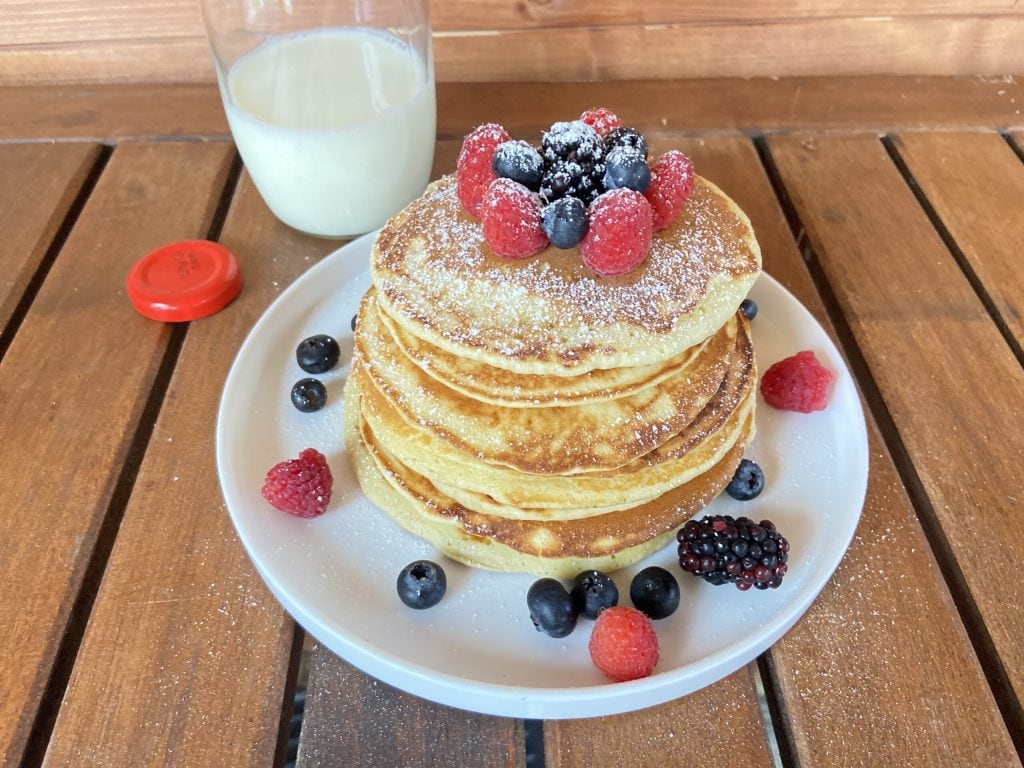 Light Pancakes without Sugar and Butter