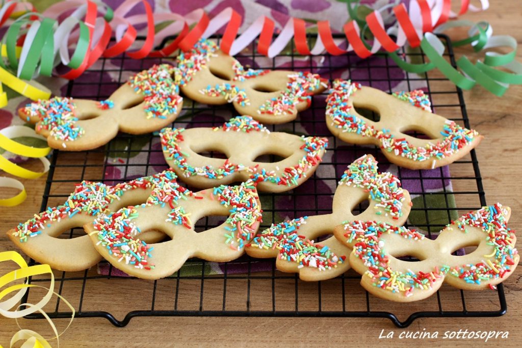 mask cookies