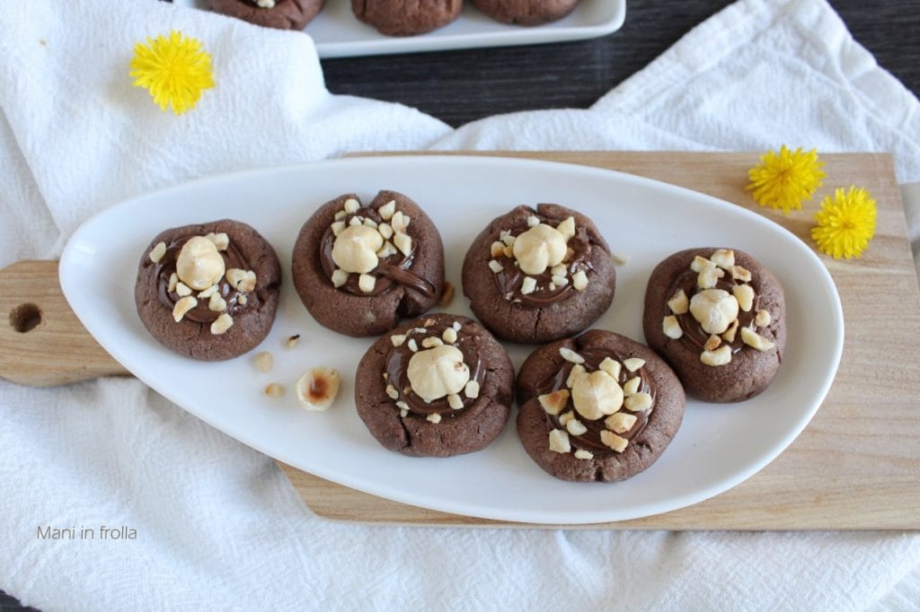 Cocoa Cookies with Nutella and Hazelnuts
