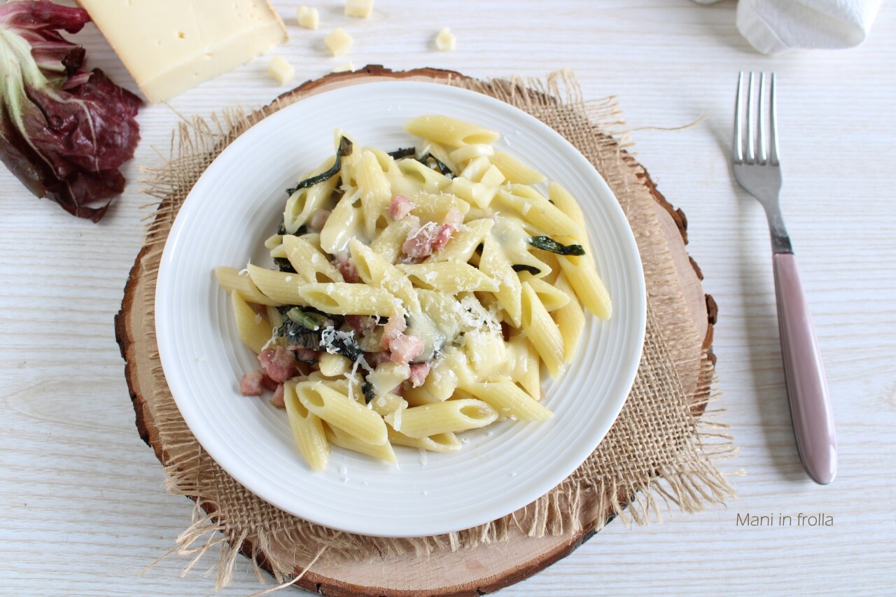 Pasta with Radicchio, Bacon, and Fontina