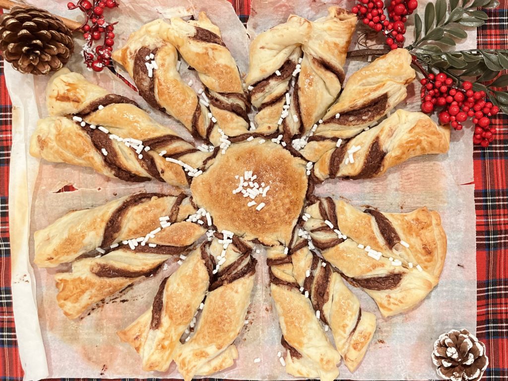 Puff Pastry Snowflake with Nutella