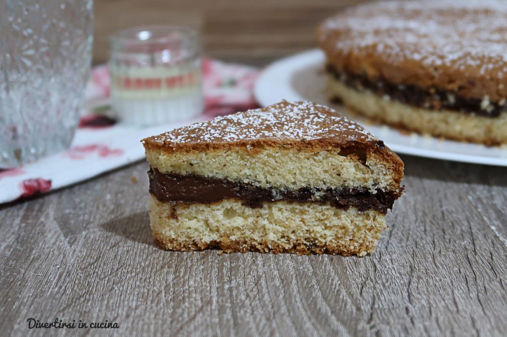 Poured Cake with Dark Chocolate