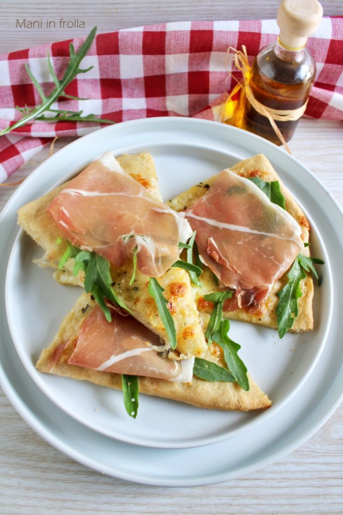 Quick Focaccia with Prosciutto, Stracchino, and Arugula