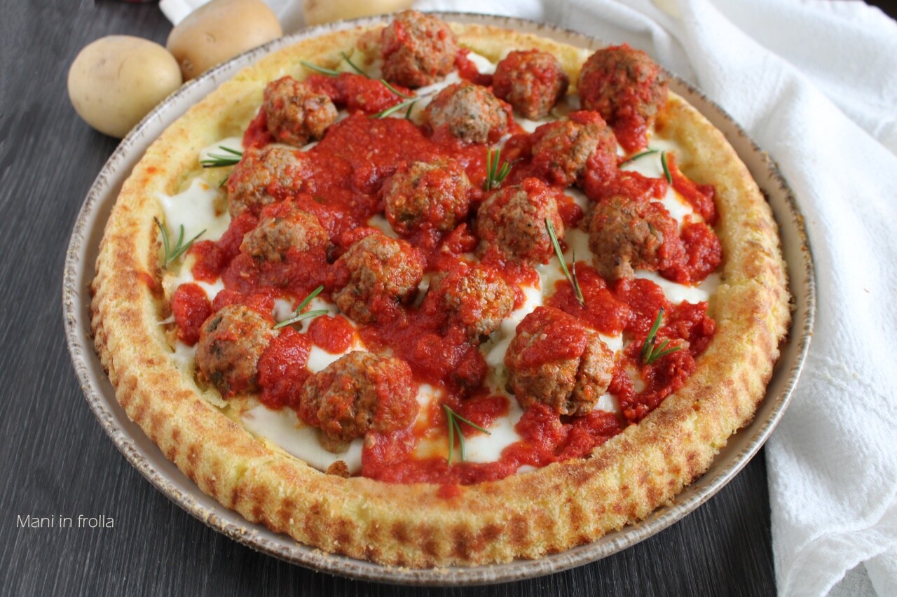 Potato Pie with Meatballs