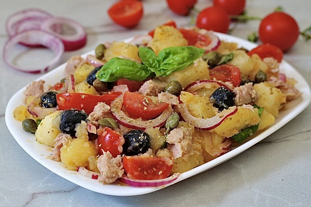 Pantelleria Salad with Tuna, Original Sicilian Recipe.