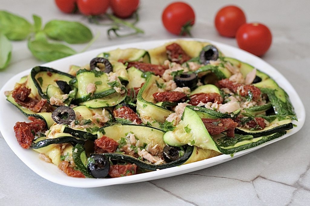 Mediterranean Zucchini Salad, a Burst of Flavor and Freshness