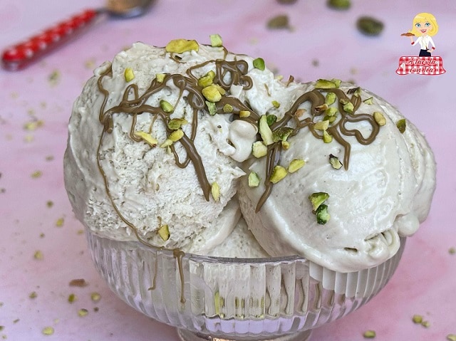 PISTACHIO ICE CREAM