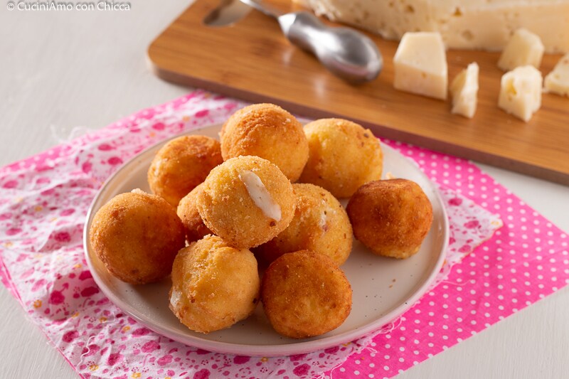 Irresistible Cheesy Potato Balls