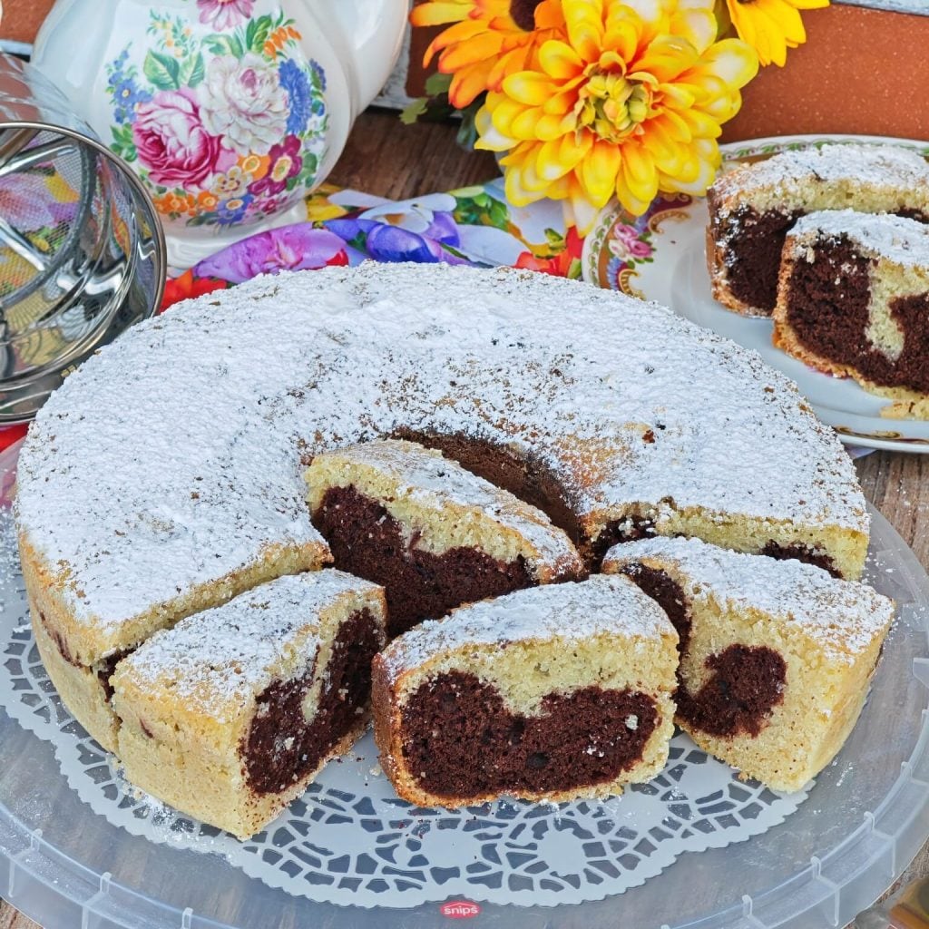 Two-tone Bundt Cake in Versilia Oven