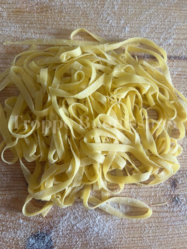 Homemade pasta ideal recipe for tagliatelle