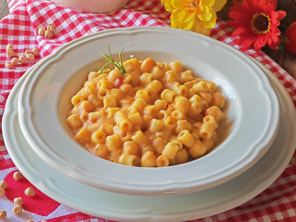 Chickpea Soup with Pasta