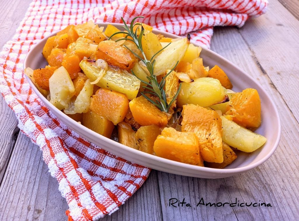 Baked Potatoes with Pumpkin and Onions