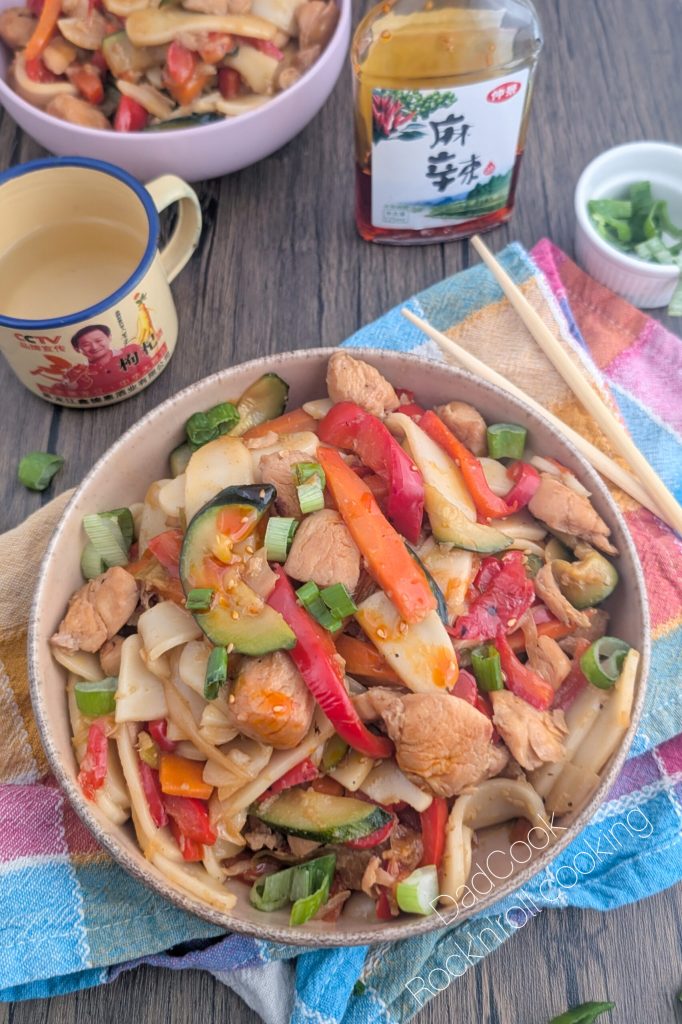 Stir-Fried Rice Cakes: Easy and Quick Asian Recipe for a Delicious Dinner!