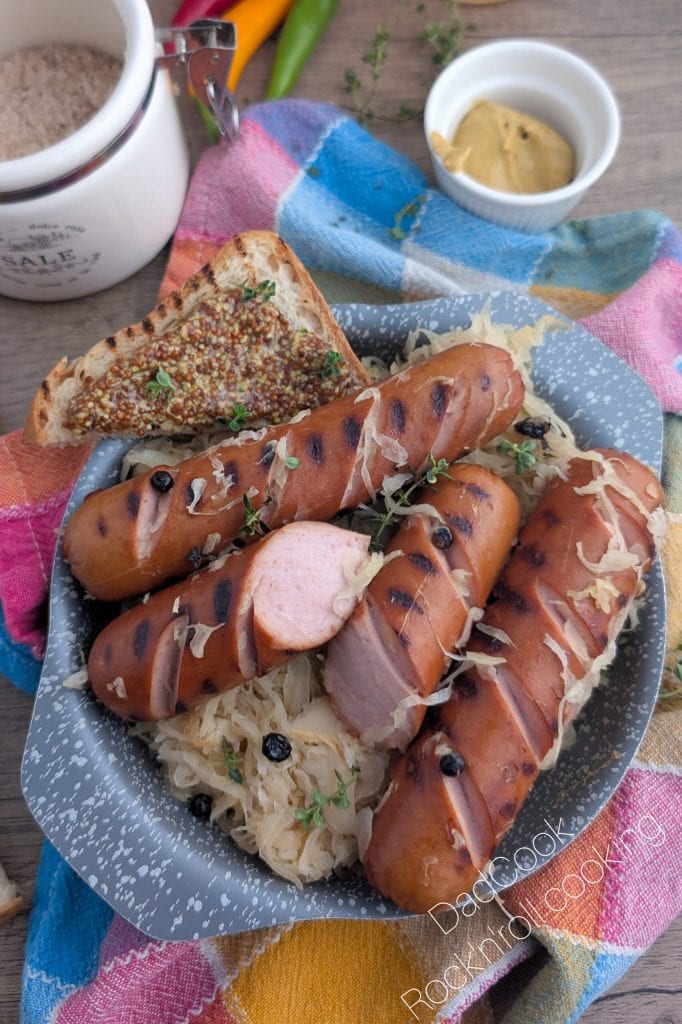 Sausages and Sauerkraut: Traditional Recipe with Step-by-Step Video for Perfect Results