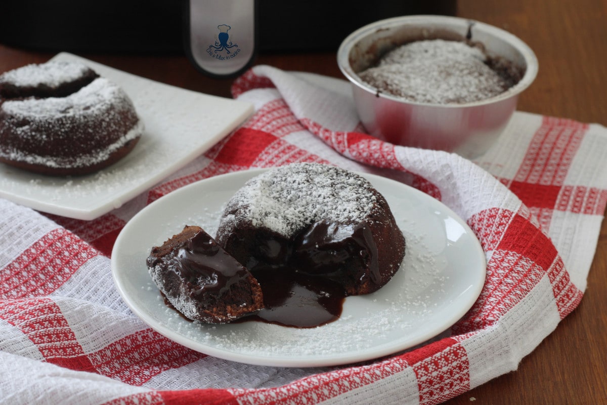 Air Fryer Nutella Lava Cakes