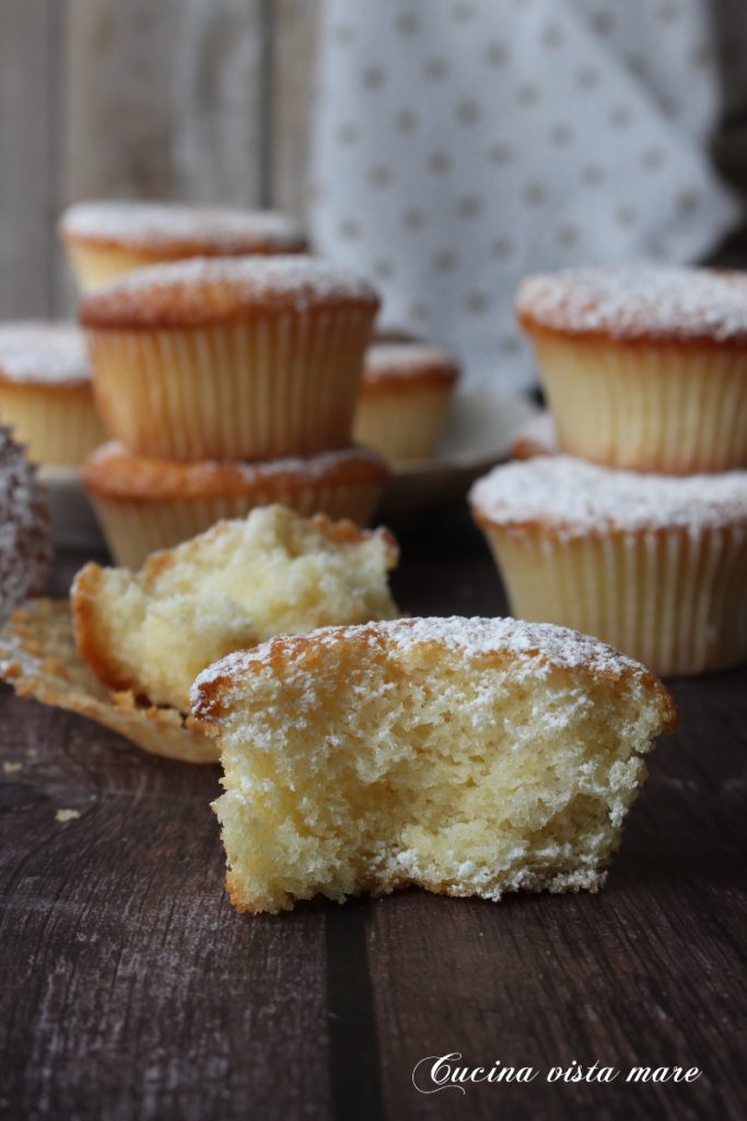 Lactose-Free Lemon Cupcakes