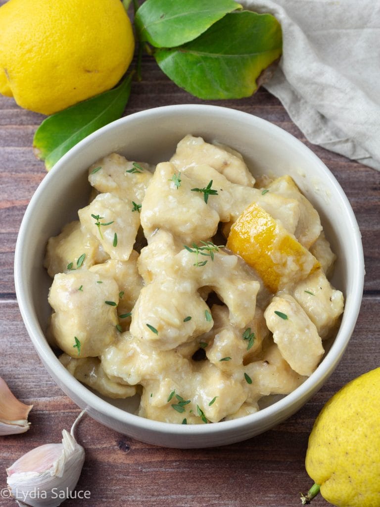 Lemon and Thyme Chicken in Slow Cooker