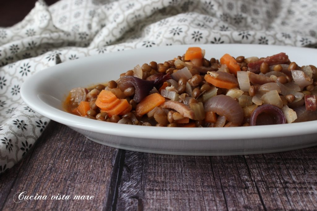 Lentils with Garden Flavors Sea View Cooking