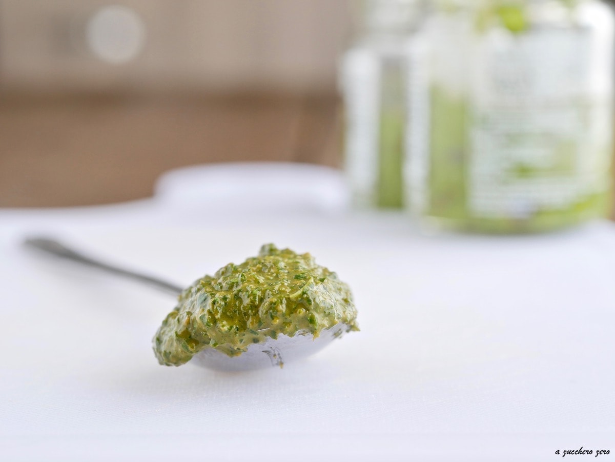 Light Basil Pesto without Garlic and Cheese | Digestible, Tasty, and Light