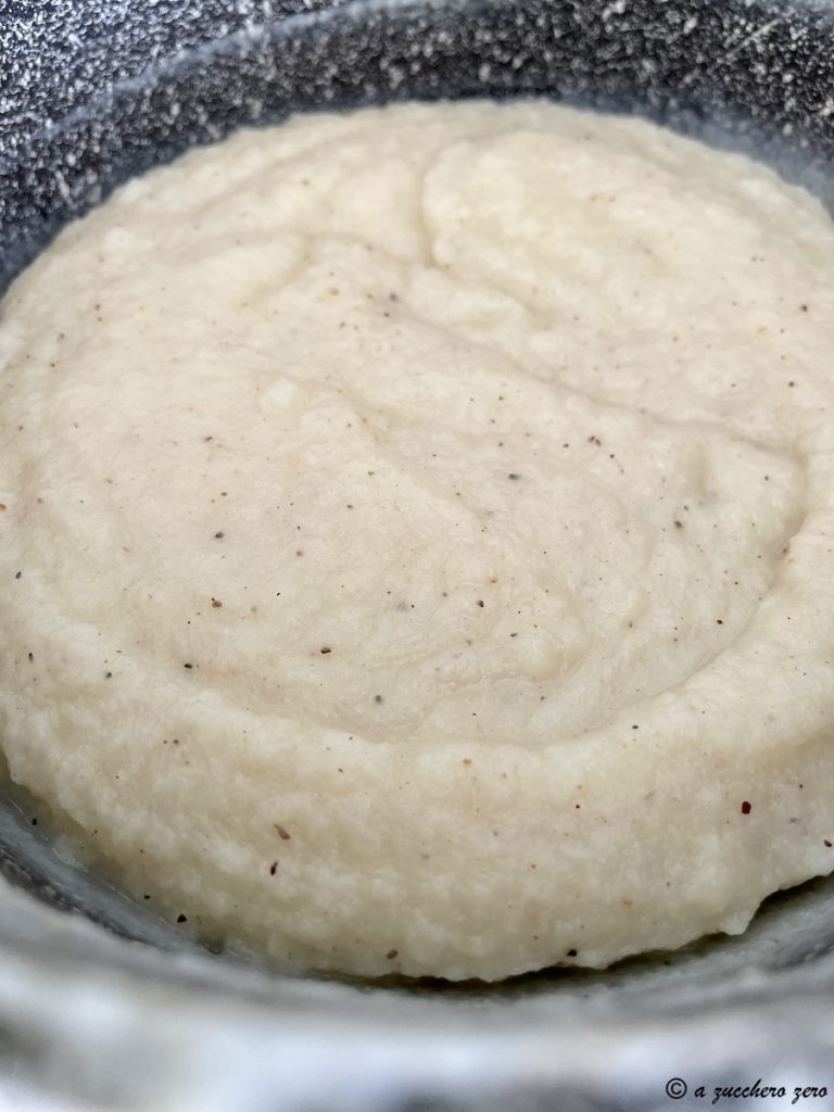 Light Cauliflower Béchamel