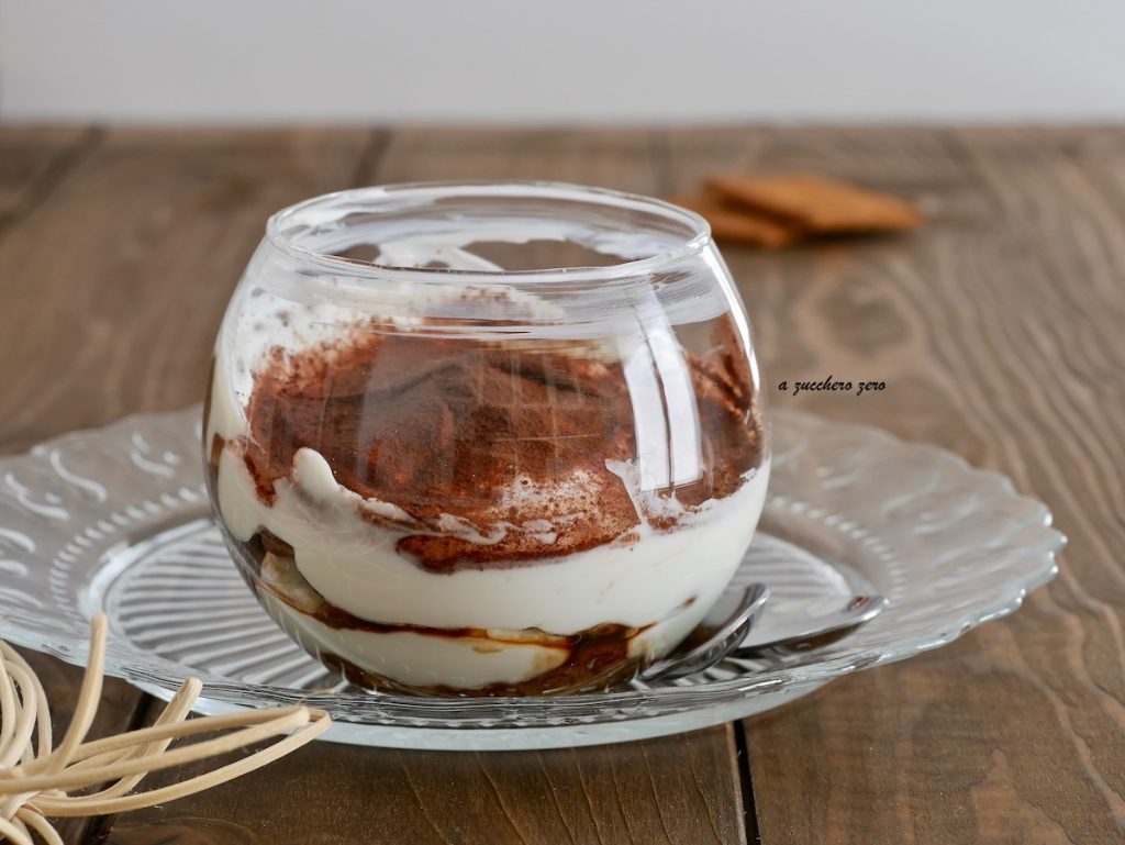 Light Yogurt Tiramisu