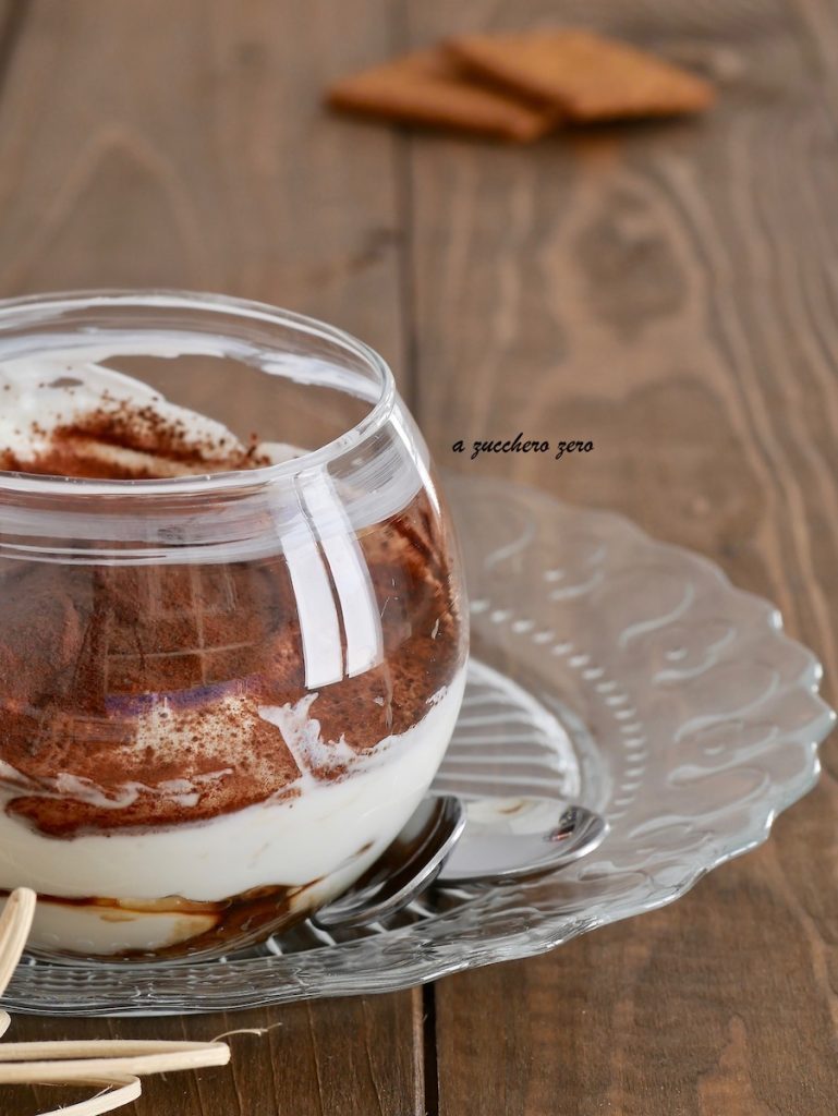 Light Yogurt Tiramisu