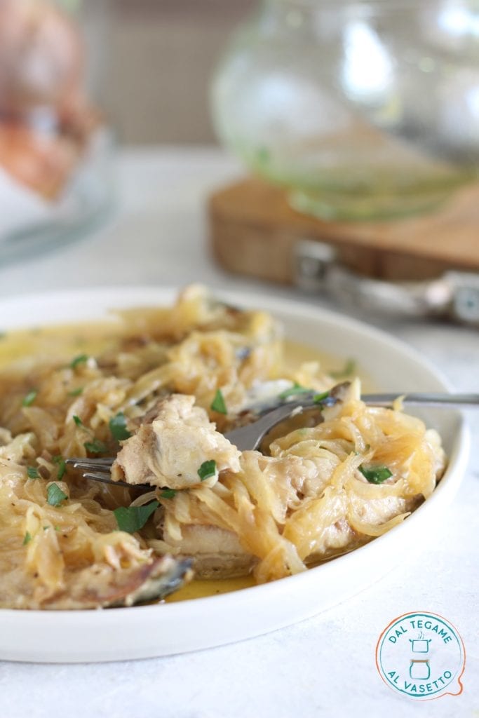 Mackerel with Onions in Jar Cooking