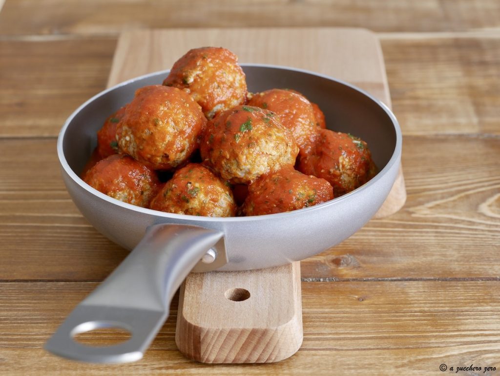 Meatballs in Sauce Without Eggs