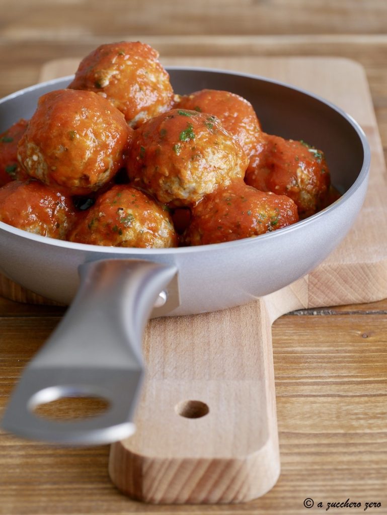 Meatballs in Sauce Without Eggs