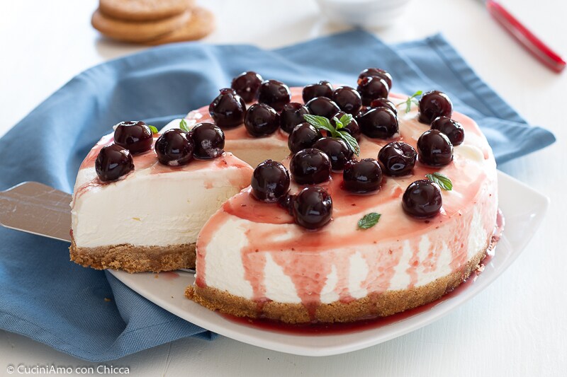NO-BAKE CHERRY CHEESECAKE