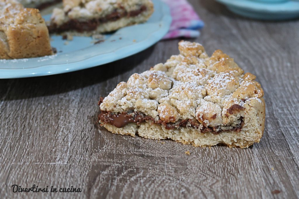 Nutella Crumble Cake with Yogurt Shortcrust