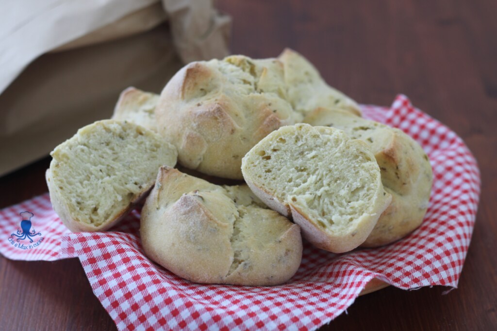 OLIVE ROLLS1