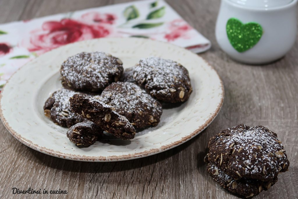 Cocoa and Oat Cookies