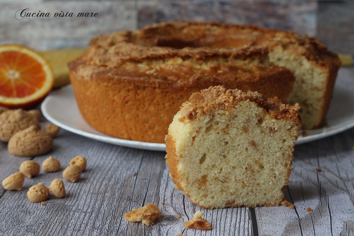 Orange and Amaretti Bundt Cake