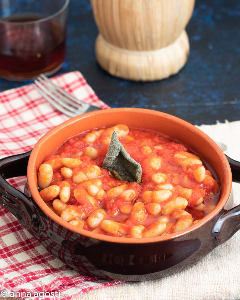Original Tuscan Style Beans All'uccelletto