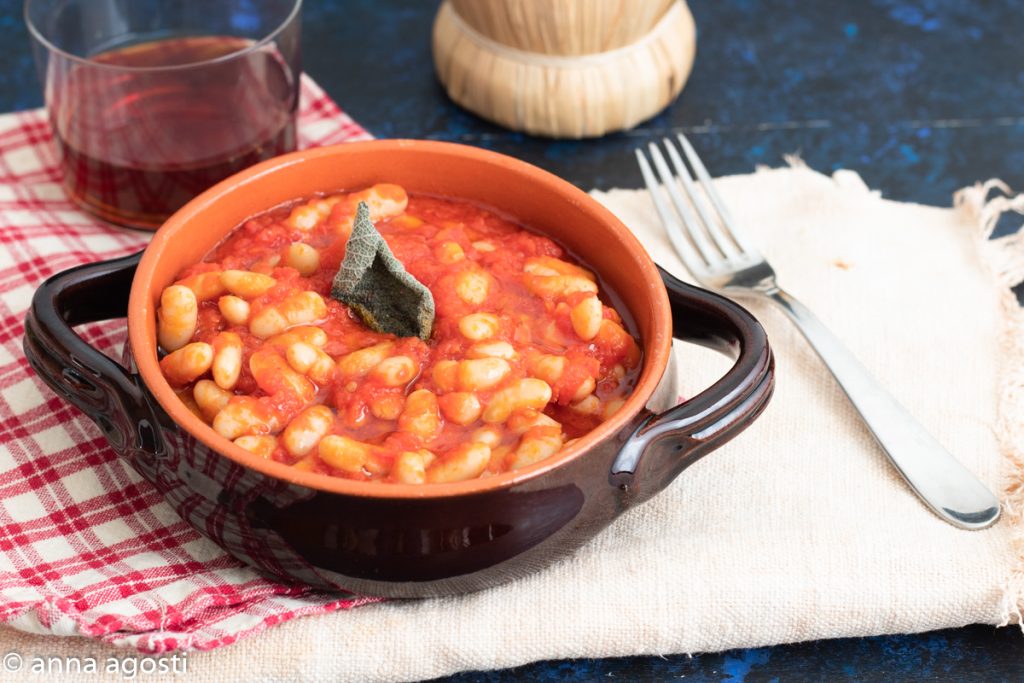 Original Tuscan Style Beans All'uccelletto