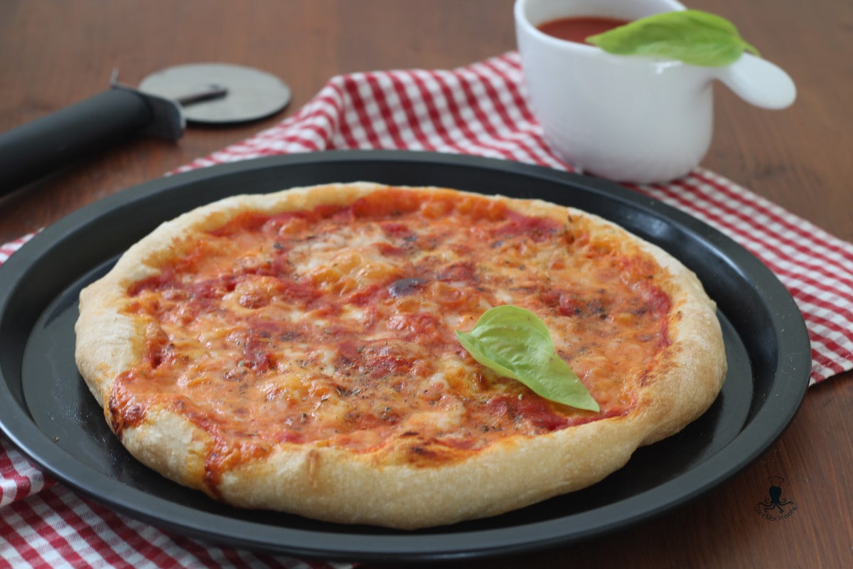 Pizza, recipe with sourdough
