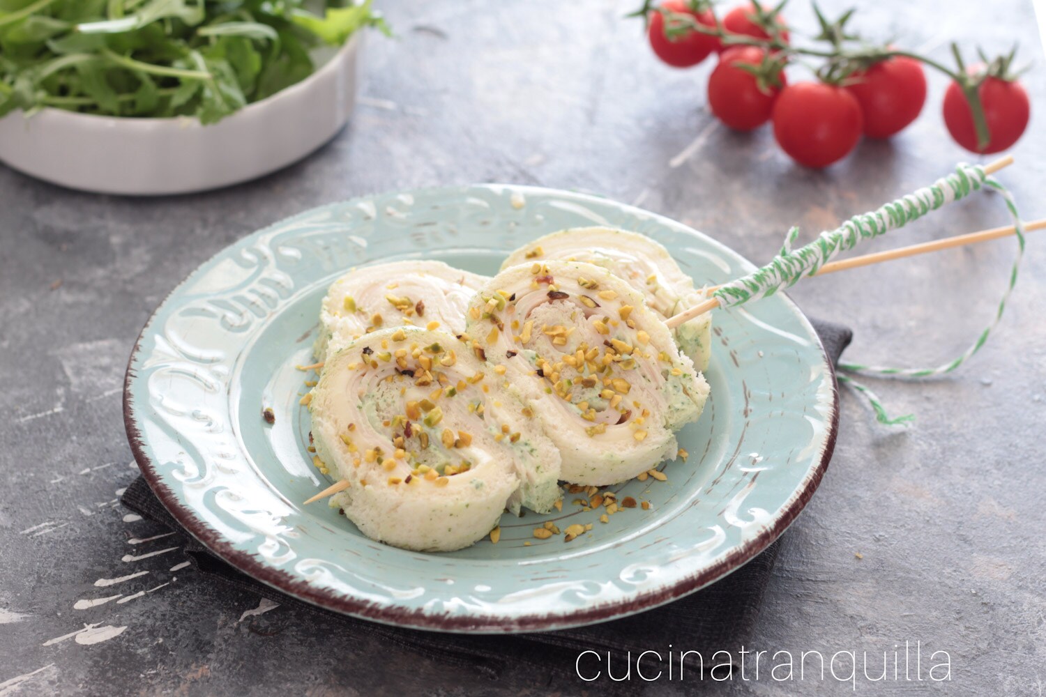 Rolls with Arugula Cream