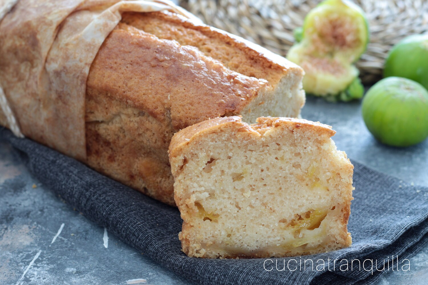 Water-based Plumcake with Figs