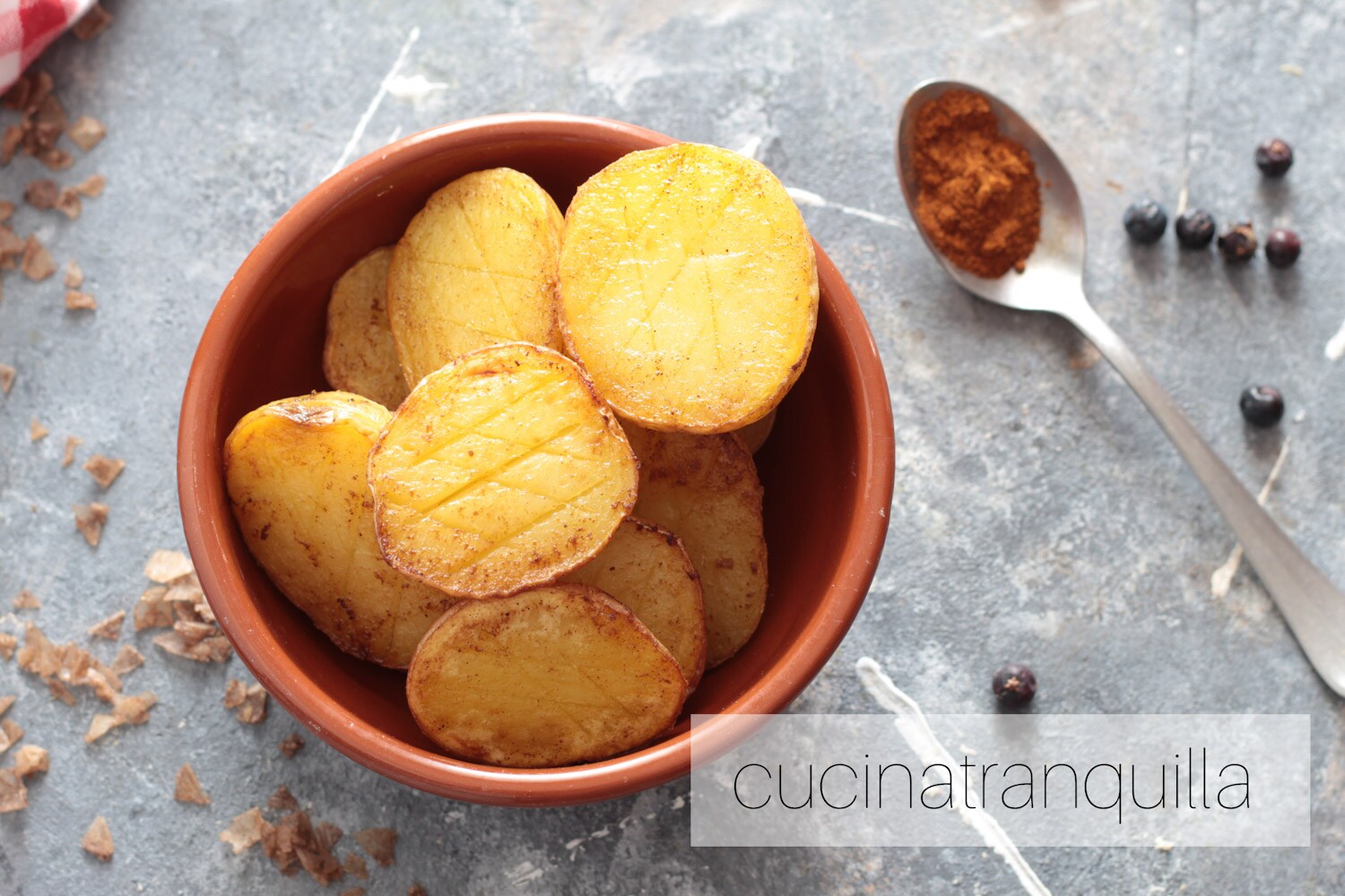 Round Potatoes with Sweet Paprika