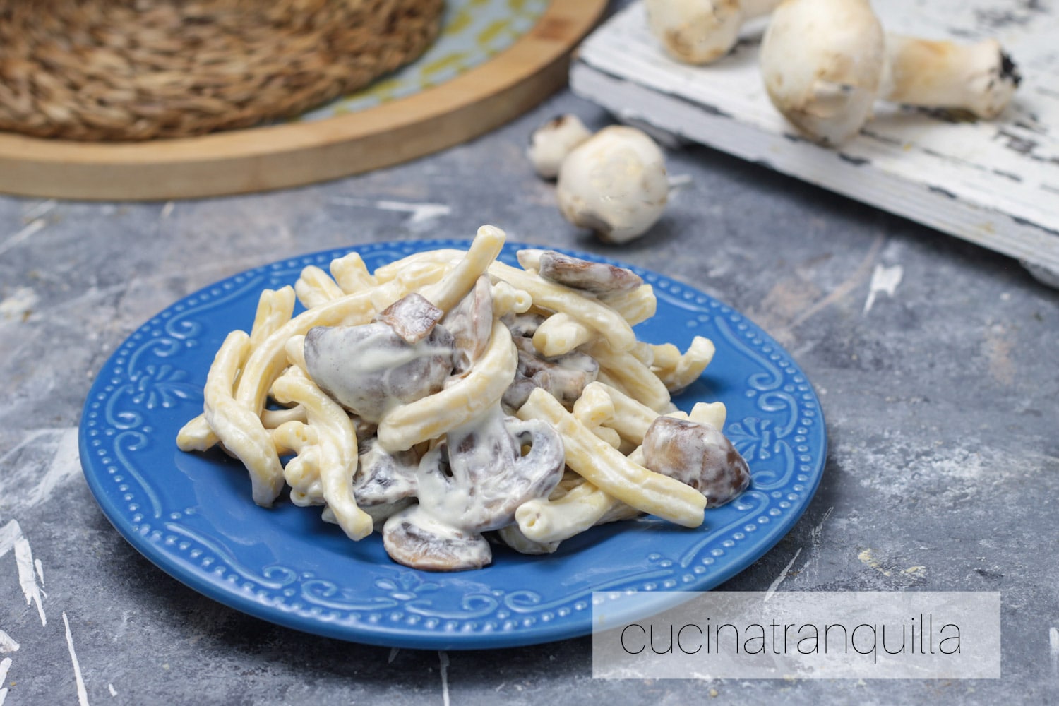 Strozzapreti with Cream Cheese and Mushrooms in 20 Minutes